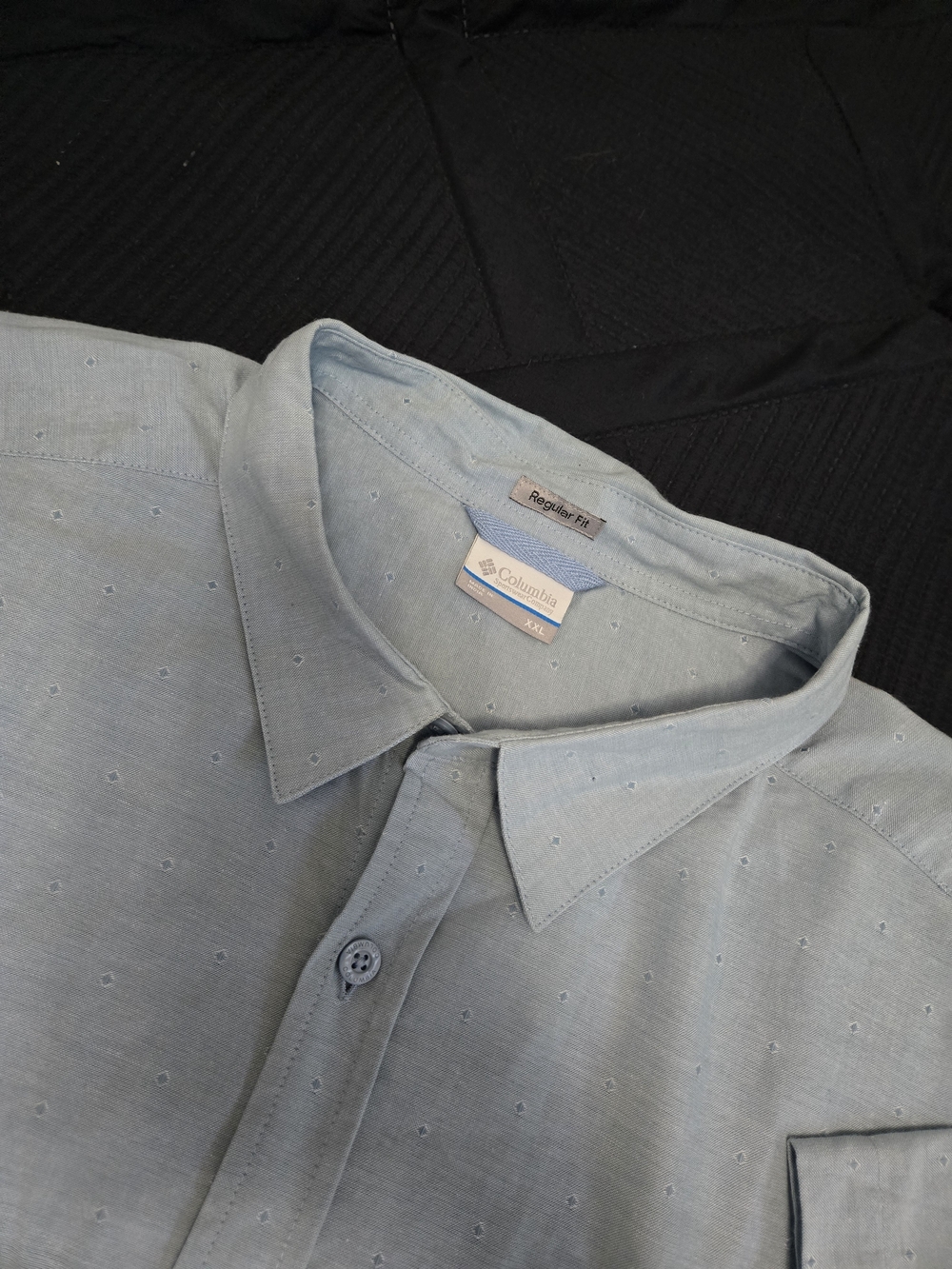 Columbia Men’s Light Blue Button-Down Casual Shirt